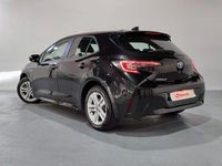 Usado Toyota Corolla Active 122 CV (89 kW) 2022 Negro Berlina