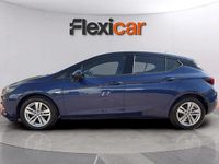 Usado Opel Astra 110 CV (80 kW) 2020 Azul Berlina