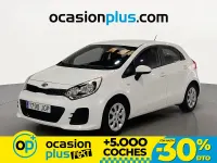 Usado Kia Rio 84 CV (61 kW) 2015 Blanco Utilitario