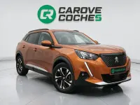 Usado Peugeot 2008 Style 110 CV (80 kW) 2021 Naranja SUV