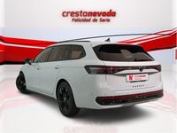 Usado VW Passat R-line 150 CV (110 kW) 2024 Blanco Familiar
