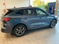 Usado Ford Kuga ST-Line X 225 CV (165 kW) 2023 Azul SUV