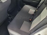 Usado Toyota Yaris Active 69 CV (50 kW) 2019 Blanco Berlina