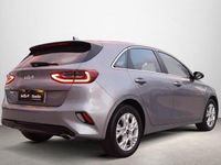 Usado Kia Ceed 120 CV (88 kW) 2024 Plateado Utilitario