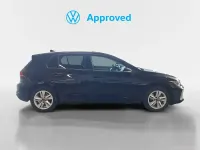 Usado VW Golf VIII Life 110 CV (80 kW) 2021 Negro Berlina