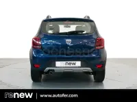 Usado Dacia Sandero 90 CV (66 kW) 2018 Azul Berlina