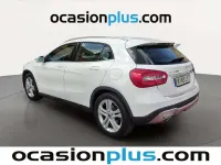 Usado Mercedes GLA180 122 CV (89 kW) 2020 Blanco SUV