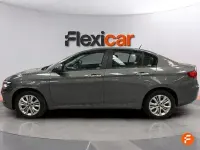 Usado Fiat Tipo Lounge 95 CV (69 kW) 2018 Gris Berlina