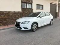 Usado Seat Leon I-Tech 105 CV (77 kW) 2013 Blanco Berlina