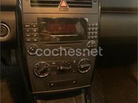 Usado Mercedes A160 Classic 82 CV (60 kW) 2006 Rojo Monovolumen