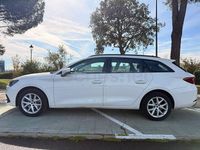 Usado Seat Leon Style 115 CV (84 kW) 2022 Blanco Familiar