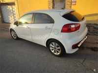 Usado Kia Rio 84 CV (61 kW) 2016 Blanco Utilitario