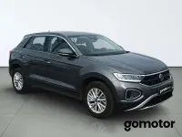 Usado VW T-Roc 110 CV (80 kW) 2023 Gris SUV