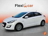 Usado Hyundai i30 100 CV (73 kW) 2016 Blanco Berlina