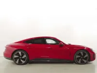 Usado Audi e-tron GT quattro Ambiente 430 kW (585 CV) 2021 Rojo Berlina