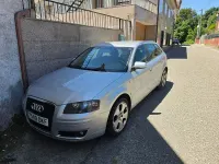 Usado Audi A3 Sportback Attraction 105 CV (77 kW) 2005 Blanco Utilitario