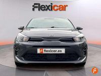 Usado Kia Rio 101 CV (74 kW) 2021 Gris Berlina