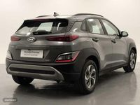 Usado Hyundai Kona 141 CV (103 kW) 2021 Gris / plata SUV