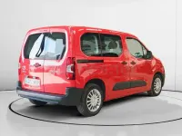 Usado Toyota Proace Verso Active 131 CV (96 kW) 2023 Rojo Familiar