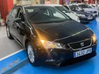 Usado Seat Leon ST Style 110 CV (80 kW) 2016 Negro Familiar