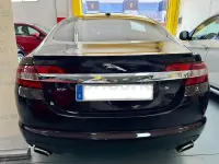 Usado Jaguar XF Premium Luxury 275 CV (202 kW) 2011 Granate Berlina