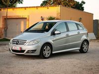 Begagnad Mercedes B180 109 HK (80 kW) 2010 Grå Minibuss