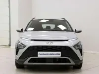 Usado Hyundai Bayon 101 CV (74 kW) 2022 Plateado SUV