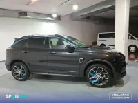 Begagnad Lynk & Co 01 261 HK (191 kW) 2023 Svart SUV