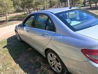 Usado Mercedes C200 Elegance 122 CV (89 kW) 2008 Gris / plata Berlina