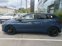 Nuevo Hyundai i20 Blackline 90 CV (66 kW) 2026 Azul Utilitario