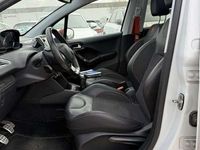 Usado Peugeot 208 Roland Garros 99 CV (72 kW) 2017 Gris Utilitario