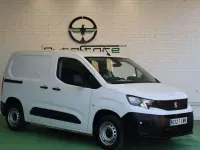 Usado Peugeot Partner Premium 98 CV (72 kW) 2022 Blanco Monovolumen