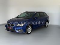 Usado Seat Leon Style 110 CV (80 kW) 2018 Azul Familiar