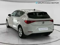 Usado Seat Leon Reference 110 CV (80 kW) 2022 Blanco Utilitario