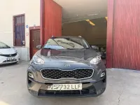 Usado Kia Sportage 136 CV (100 kW) 2020 Gris / plata SUV