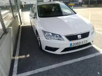 Usado Seat Leon ST Style 130 CV (95 kW) 2019 Blanco Familiar