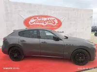 Usado Maserati Levante 350 CV (257 kW) 2020 Gris / plata SUV