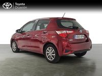 Usado Toyota Yaris Active 100 CV (73 kW) 2018 Rojo