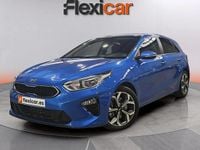 Usado Kia Ceed 120 CV (88 kW) 2019 Azul Utilitario