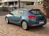 Usado Opel Astra Excellence 140 CV (102 kW) 2014 Azul Berlina