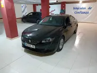 Usado Peugeot 508 Active 130 CV (95 kW) 2021 Negro