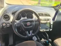Usado Seat Altea XL 105 CV (77 kW) 2010 Azul Monovolumen
