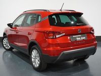 Usado Seat Arona Style 115 CV (84 kW) 2019 Rojo SUV