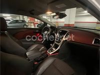 Usado Opel Astra GTC Sportive 165 CV (121 kW) 2015 Blanco Berlina