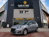 Usado Peugeot 5008 Allure 150 CV (110 kW) 2016 Gris / plata Monovolumen