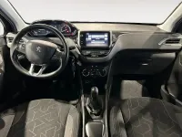 Usado Peugeot 2008 Active 100 CV (73 kW) 2016 Negro SUV