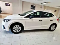 Usado Seat Ibiza Reference 95 CV (69 kW) 2018 Blanco Utilitario