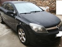Usado Opel Astra GTC Sport 120 CV (88 kW) 2006 Negro Berlina