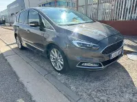 Usado Ford S-MAX Vignale 190 CV (139 kW) 2018 Gris / plata Monovolumen