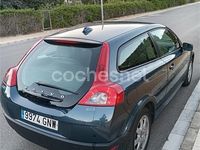 Usado Volvo C30 Kinetic 150 CV (110 kW) 2010 Gris / plata Utilitario